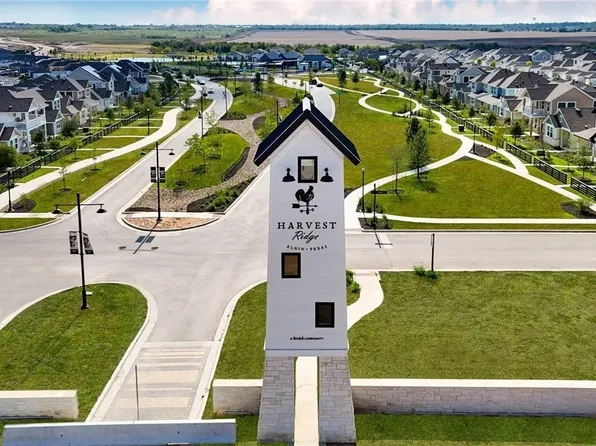 176 Lavender Ln, Elgin, TX 78621