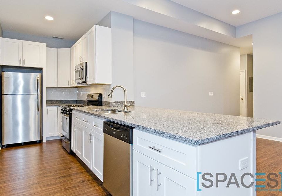 1st image of 1057 W Grand Ave #Unt4n
