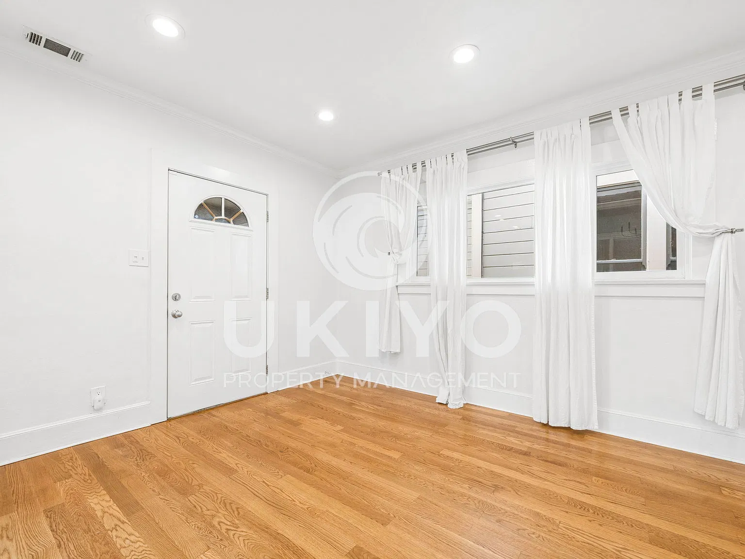 754 Alcatraz Avenue - 1 — Photo 3