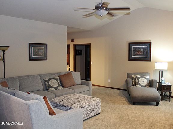 3rd image of 519 Natchez Trace Dr