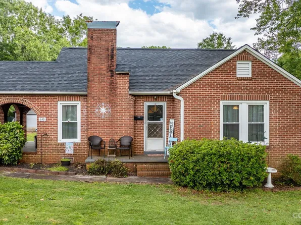 143 Sunnyside St, Forest City, NC 28043