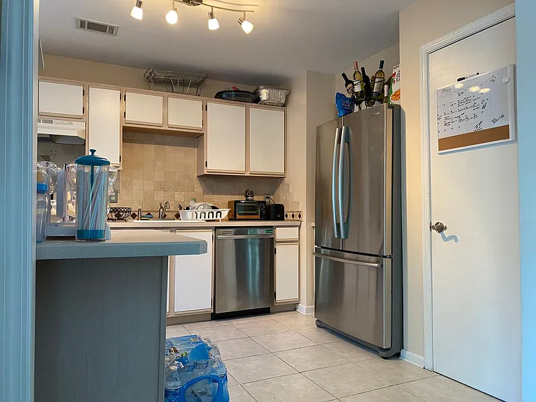 757 Coolidge Ave — Photo 4