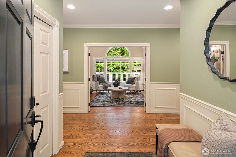 2nd image of 12385 166th Court NE