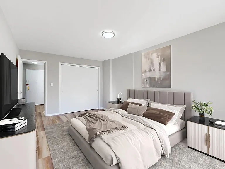 Concord Apartments — Photo 4