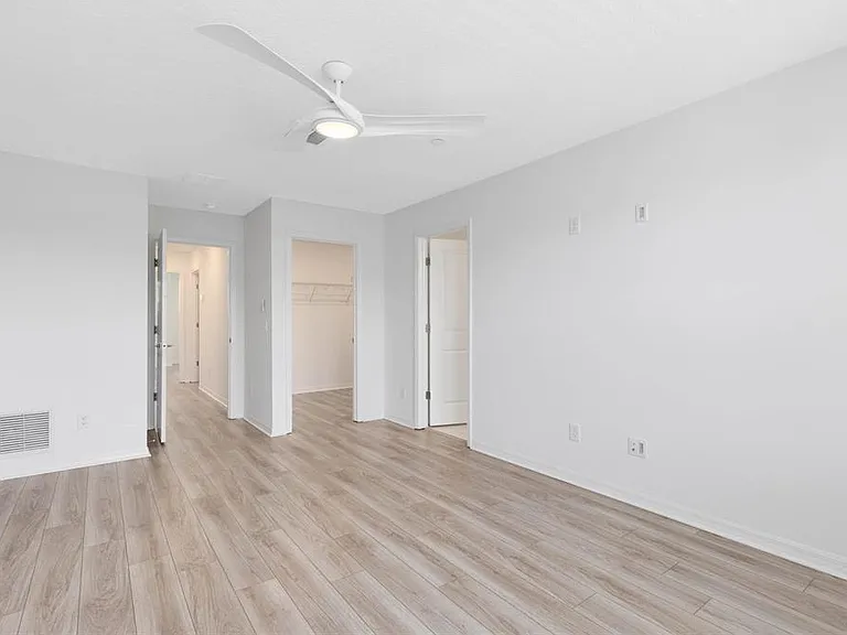 8472 Sperry St — Photo 15