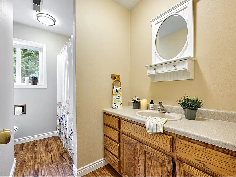 Main Bath