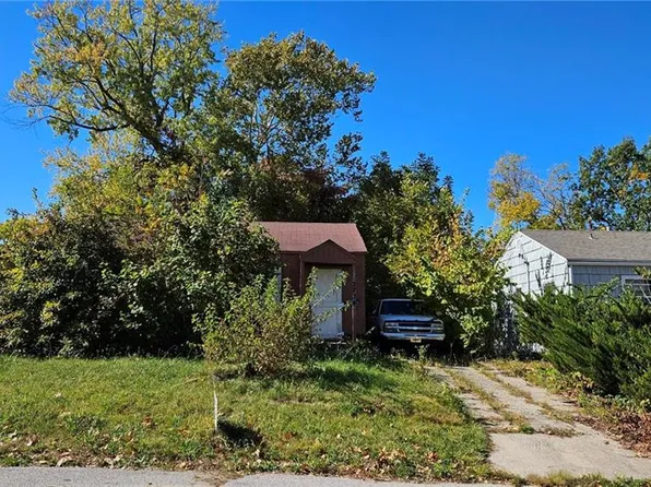 2734 Tennyson St, Kansas City, KS 66104
