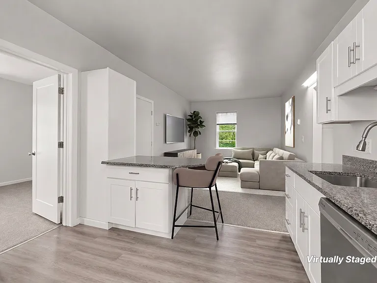 177 Davis Ave #2 — Photo 9