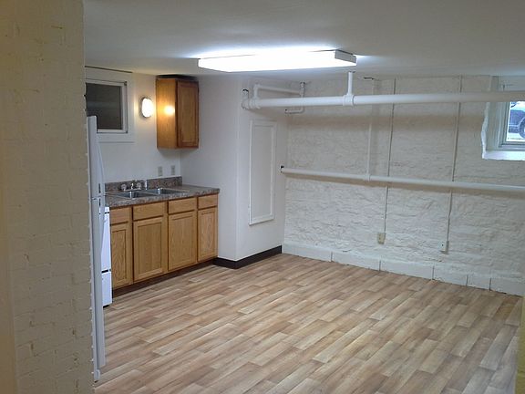 2nd image of 210 1st St APT 10