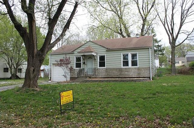 1st image of 1021 S 57th St