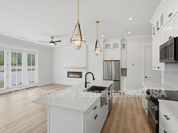 39 Peony St