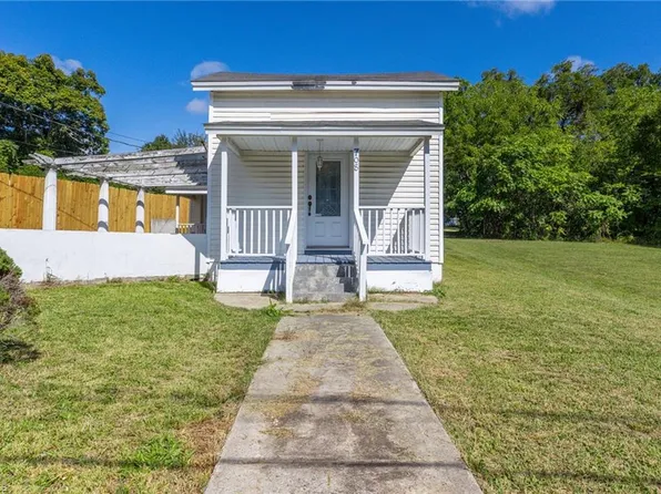 708 Snead St, Reidsville, NC 27320