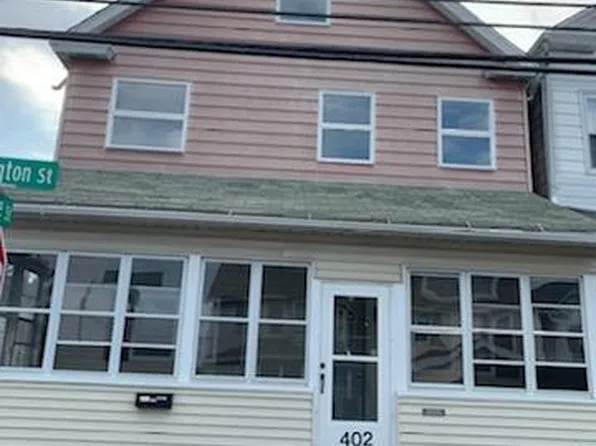 402 Washington St #2, Freeland, PA 18224