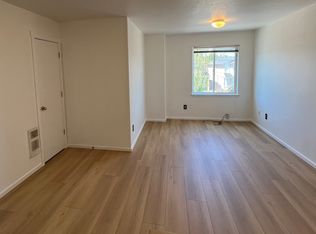 1228 NE 84th Ave #4, Portland, OR 97220