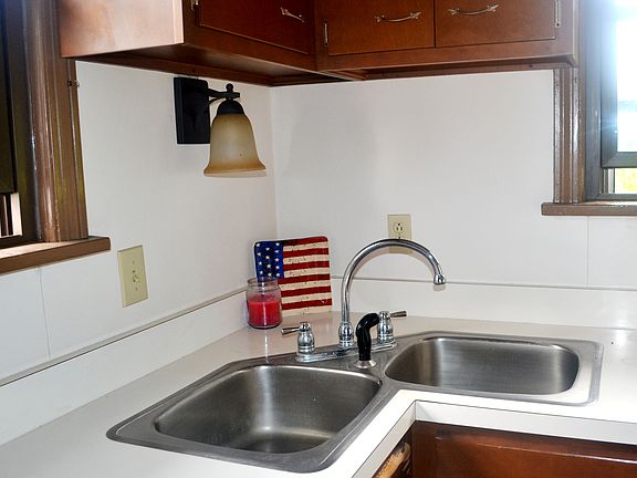 Double corner sinks.