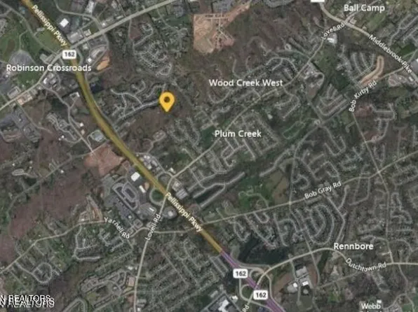 2013 Thompson Rd, Knoxville, TN 37932