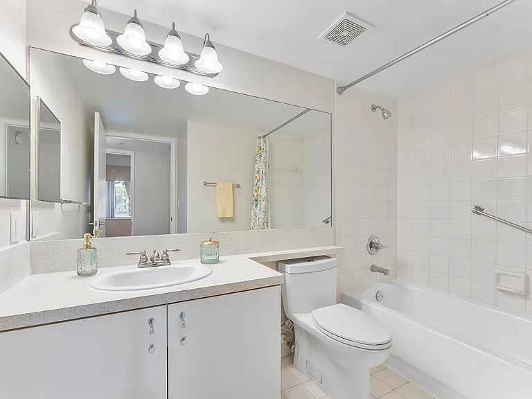 Coquina Cove Apartments — Photo 99