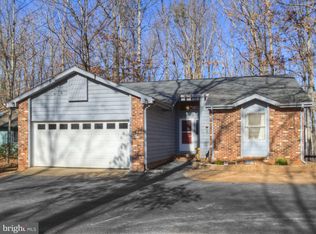 114 Edgehill Dr, Locust Grove, VA 22508