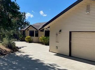 29980 Starland Dr, Tehachapi, CA 93561