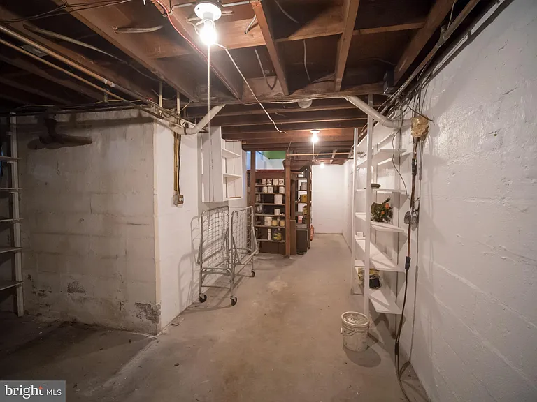 4313 Woodlark Dr — Photo 47