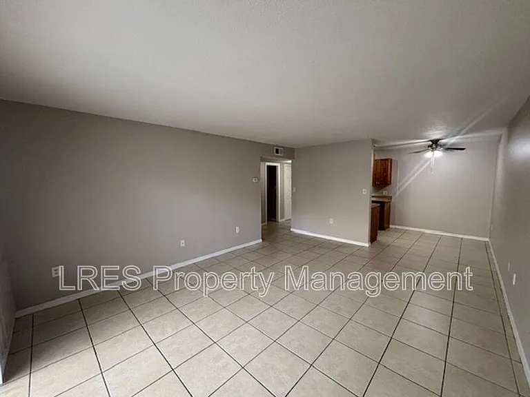 1695 Lee Rd #B107 — Photo 9