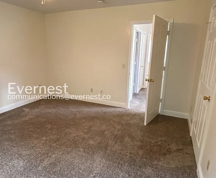 1315 E 31st St #A — Photo 11