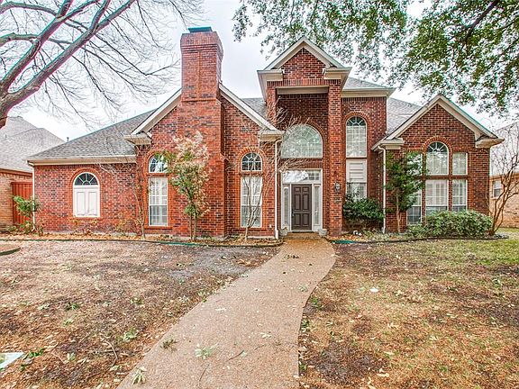 2nd image of 6915 Hickory Creek Ln