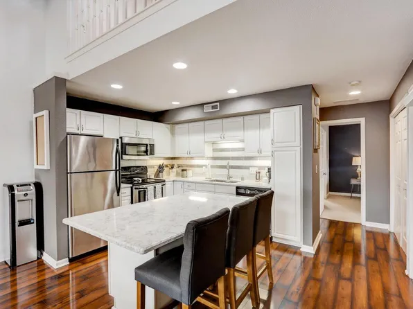 N17W26860 Fieldhack DRIVE #E, Pewaukee, WI 53072