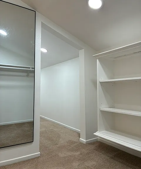 2028 Ayala St — Photo 39