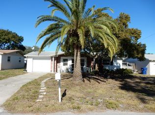4137 Ridgefield Ave, Holiday, FL 34691