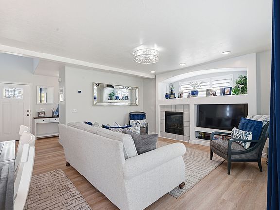 2nd image of 14436 Debrian Way