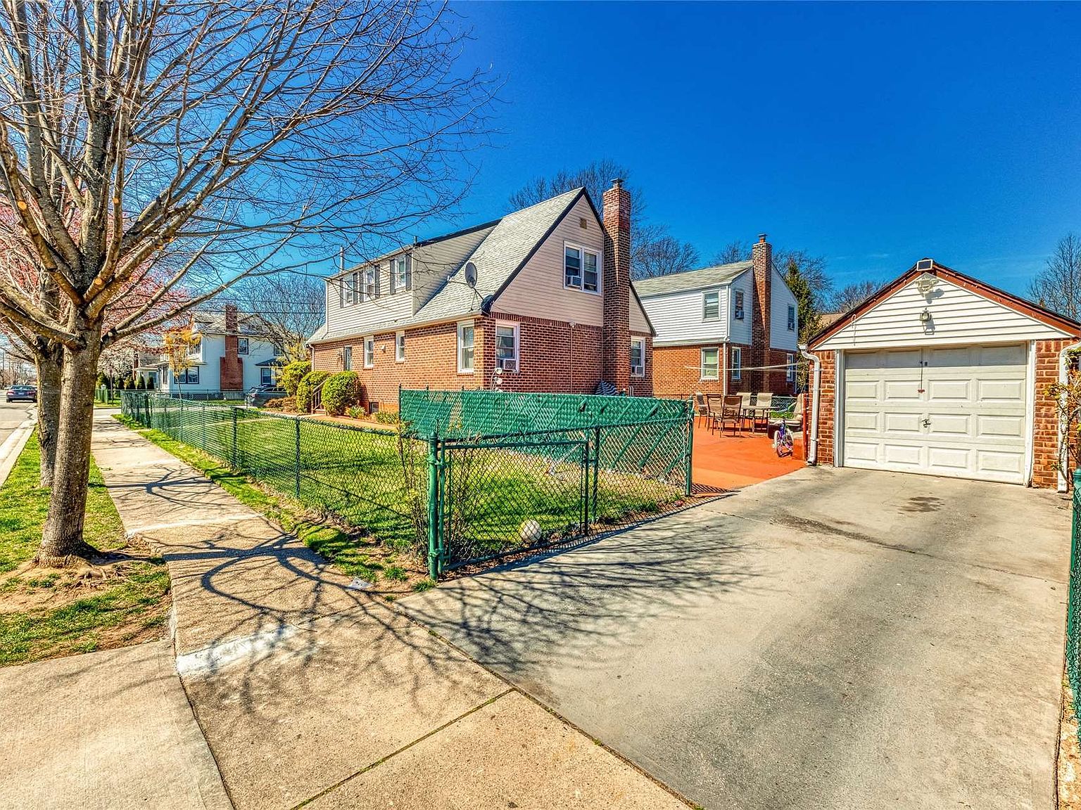 33 Hawthorne Avenue, Floral Park, NY 11001 MLS 3471777 Zillow