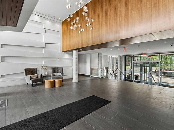 2nd image of 1025 N 5th Ave SW #907