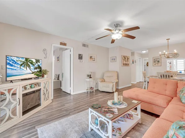 2050 NE 39th Street #210S, Lighthouse Point, FL 33064