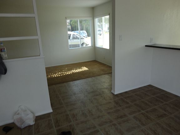 5th image of 1354 Electra Ave
