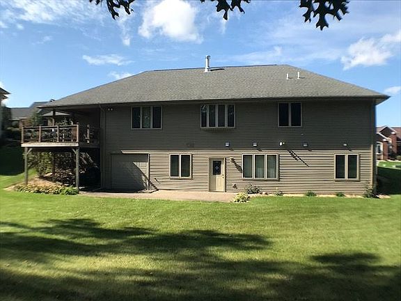 2nd image of 3360 Arrowwood Ln