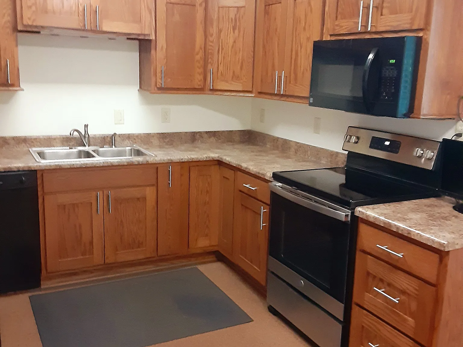 3625 Bennett Rd — Photo 4