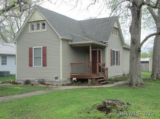 350 N Lincoln St, Worden, IL 62097