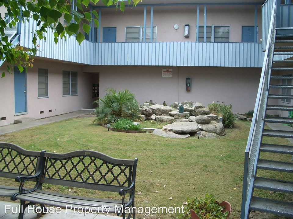 2nd image of 267 W Belleview Ave APT 8