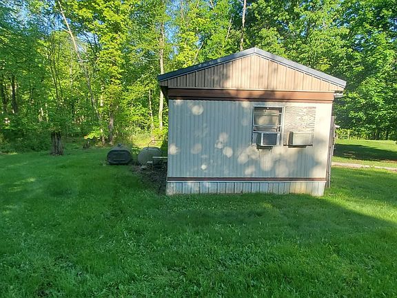 2nd image of 14 Peach Orchard Rd