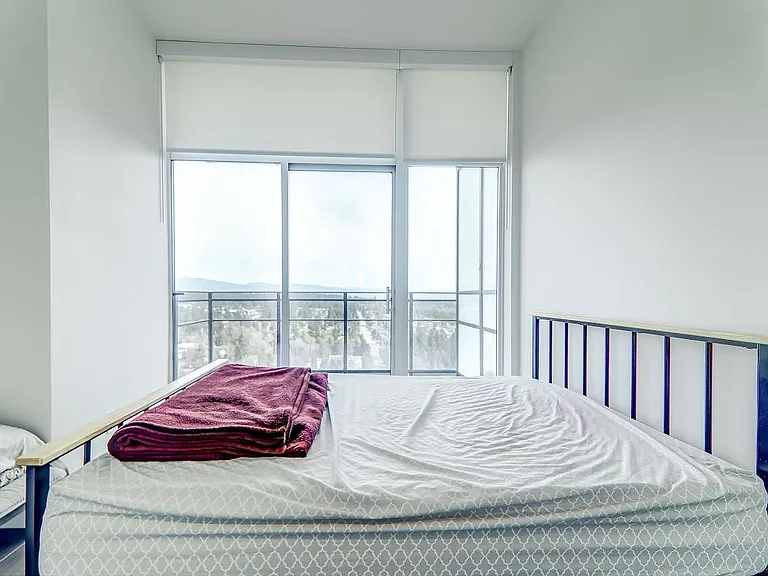 1045 Austin Ave #220 — Photo 7