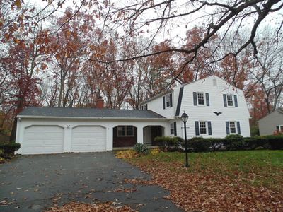 28 Sheffield Ave, Longmeadow, MA, 01106
