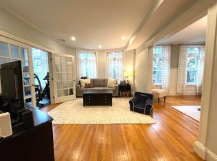 15 Warwick Rd #2, Brookline, MA 02445
