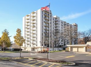 190 S Wood Dale Rd APT 202, Wood Dale, IL 60191