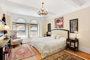 Sold by Heddings Property