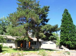 868 Barber Way, Gardnerville, NV 89460