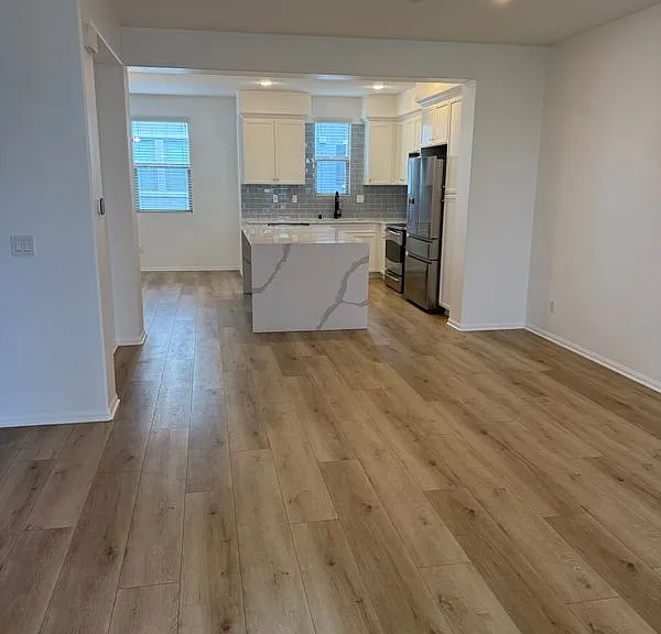 3009 E Pacific Coast Hwy — Photo 15