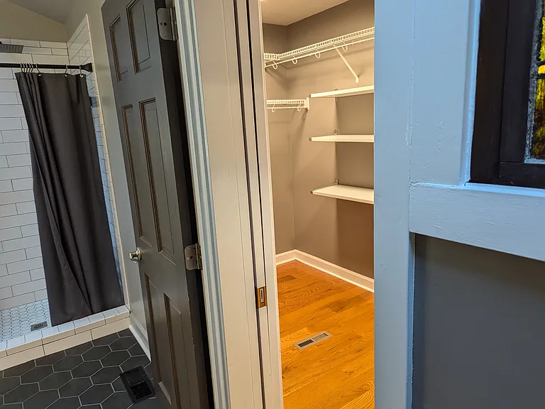 505 Winding Way — Photo 5