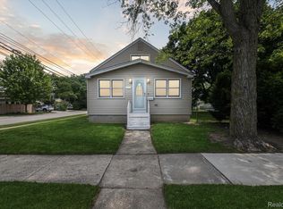 3690 Phillips Ave, Berkley, MI