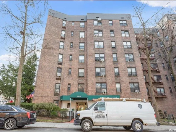 140-10 84 Drive #3H, Briarwood, NY 11435
